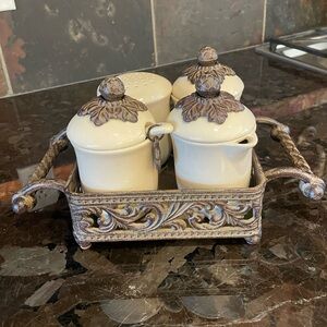 Coffee/Tea Hostess Set 

Gracious Goods Acanthus Leaf Collection! 🎉